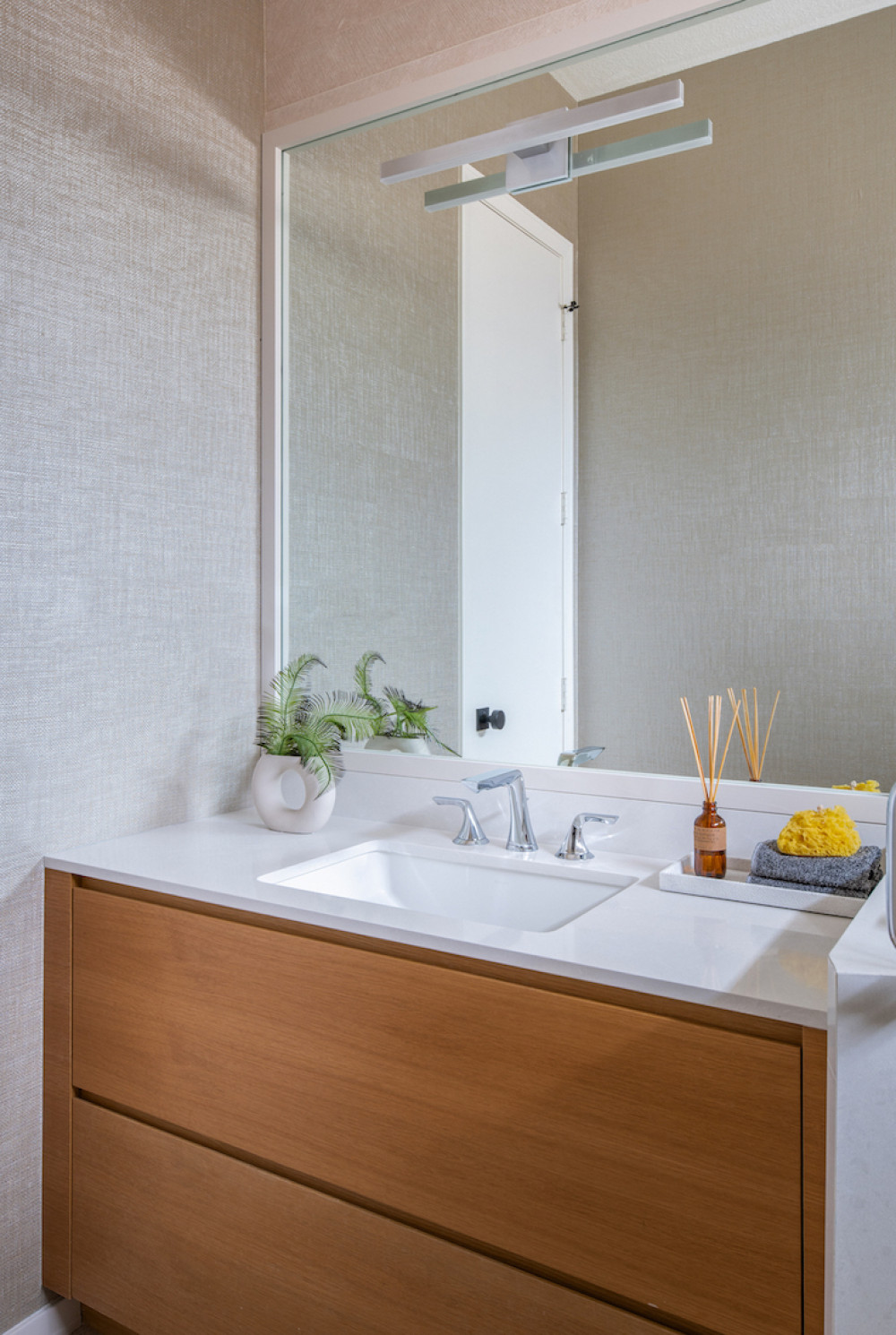 beyond-interior-design-bathroom-design-plano-tx