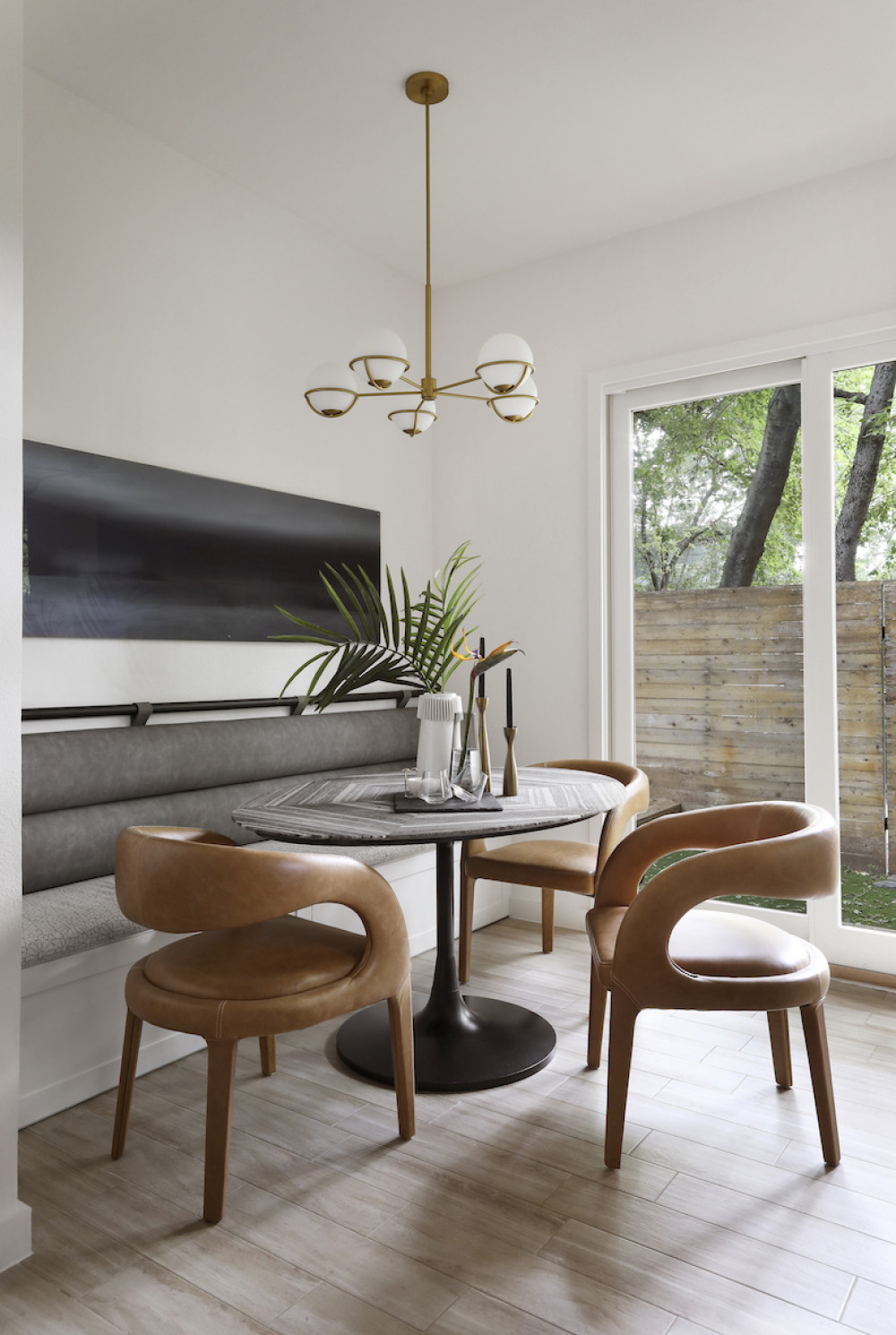 breakfast-table-dallas-tx-interior-design