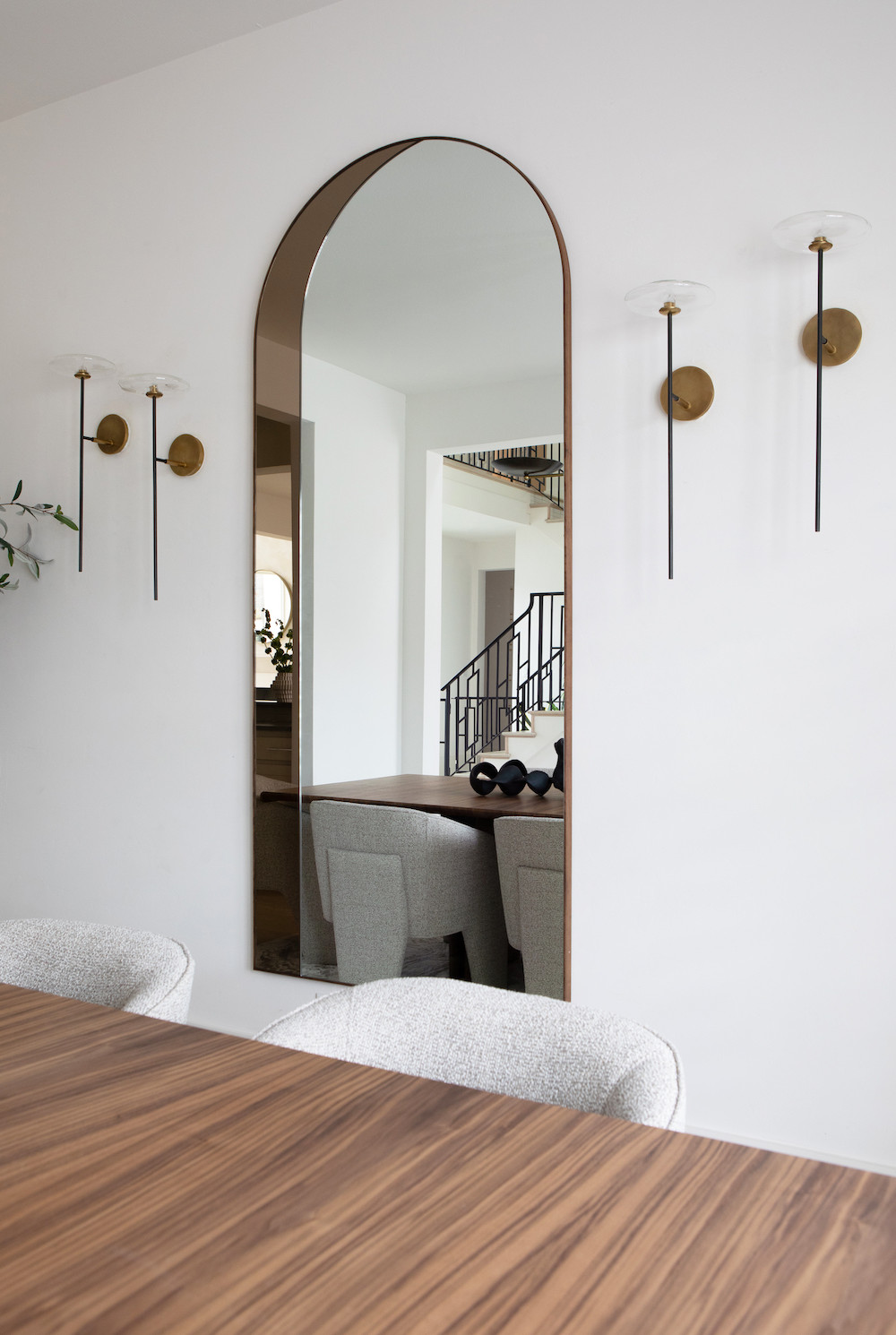 dining-room-arch-mirror-design