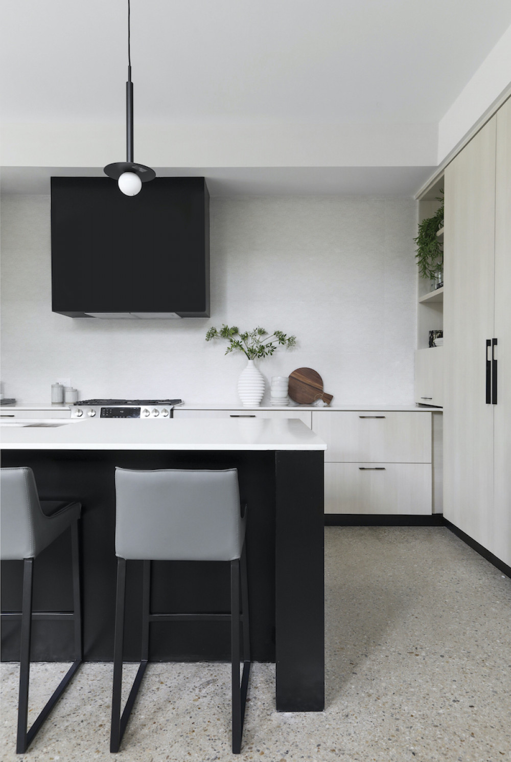 kitchen-island-barstool-detail-dallas-tx-beyond-interior-design