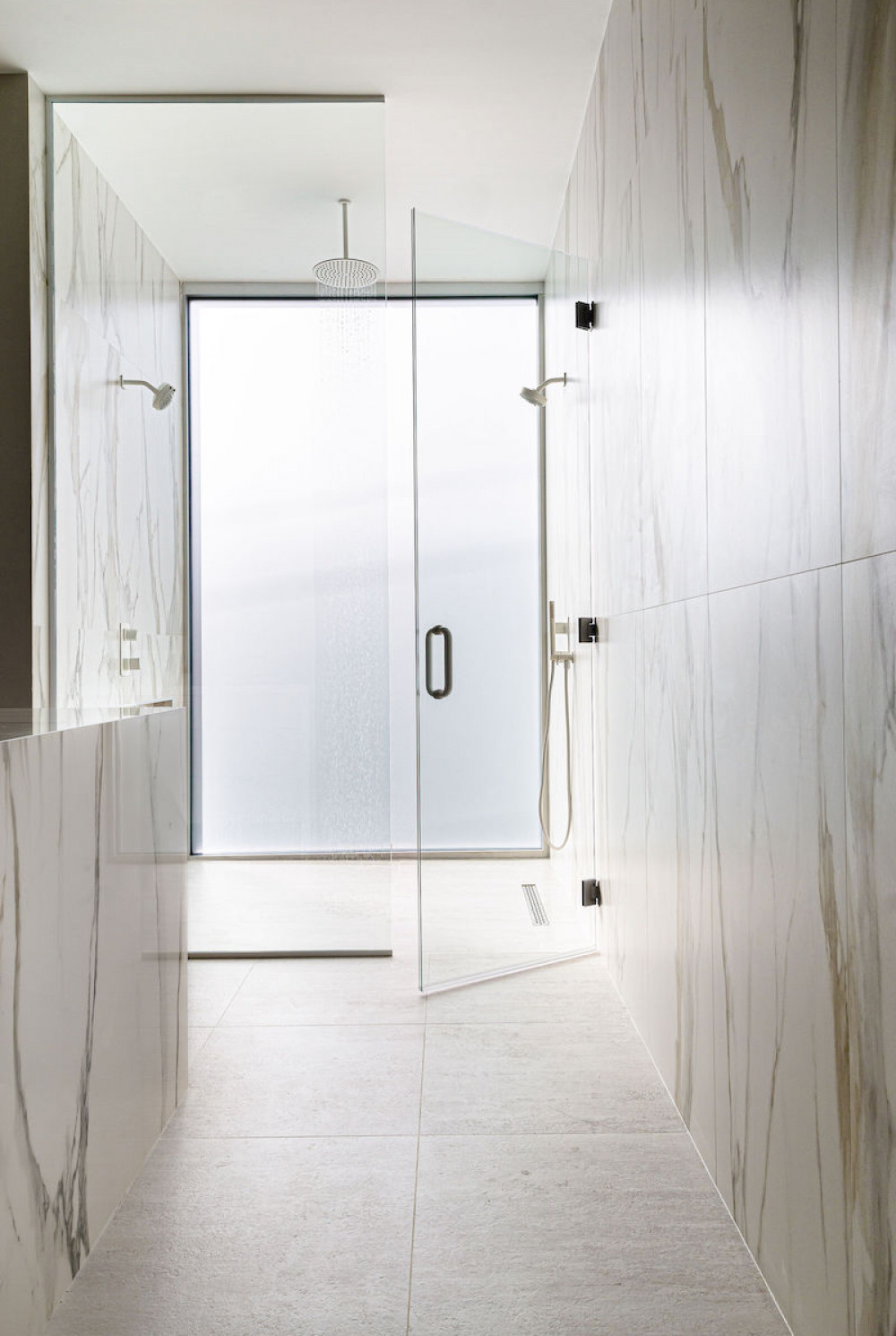 marble-walls-walk-in-shower-glass-door-dallas-tx