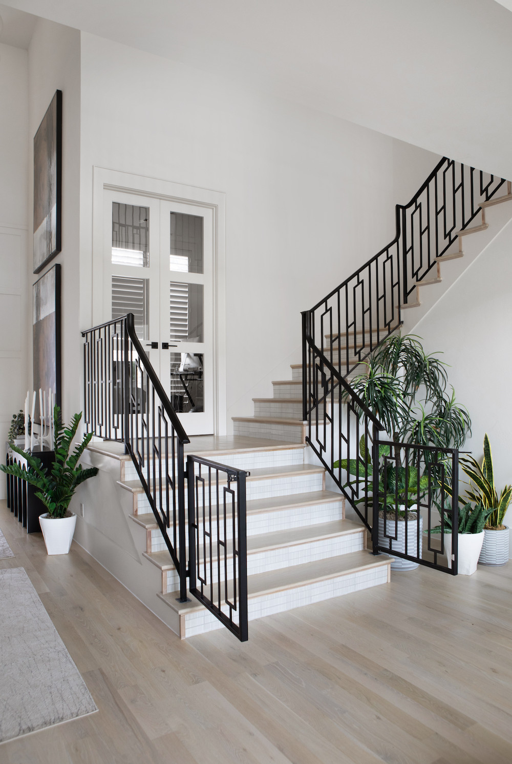 staircase-entryway-interior-design-dallas-tx