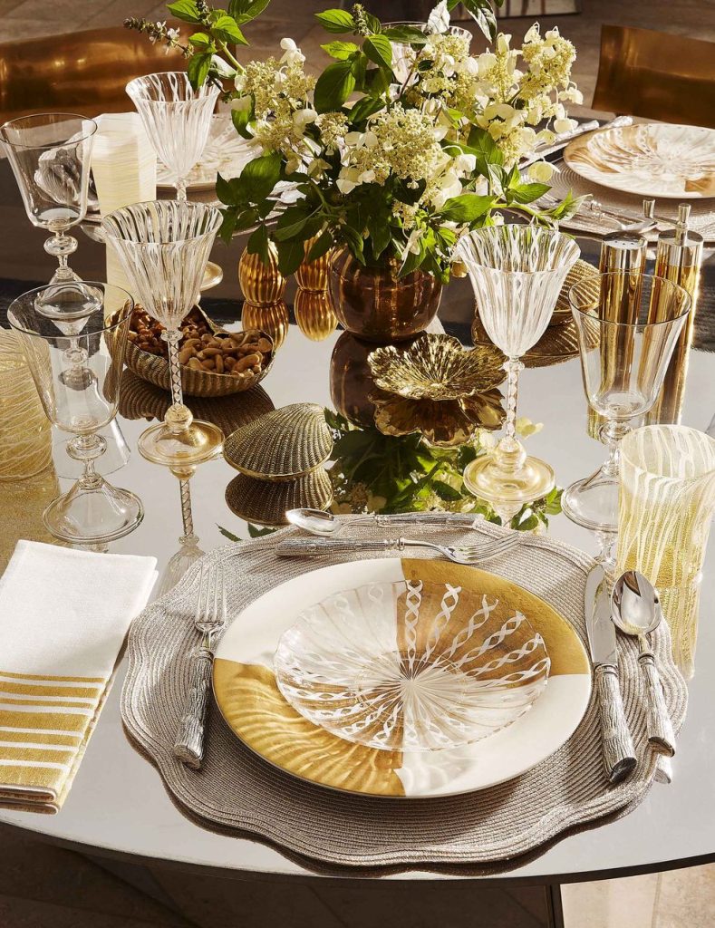 Alex Papachristidis Hamptons Table Setting 1587419309