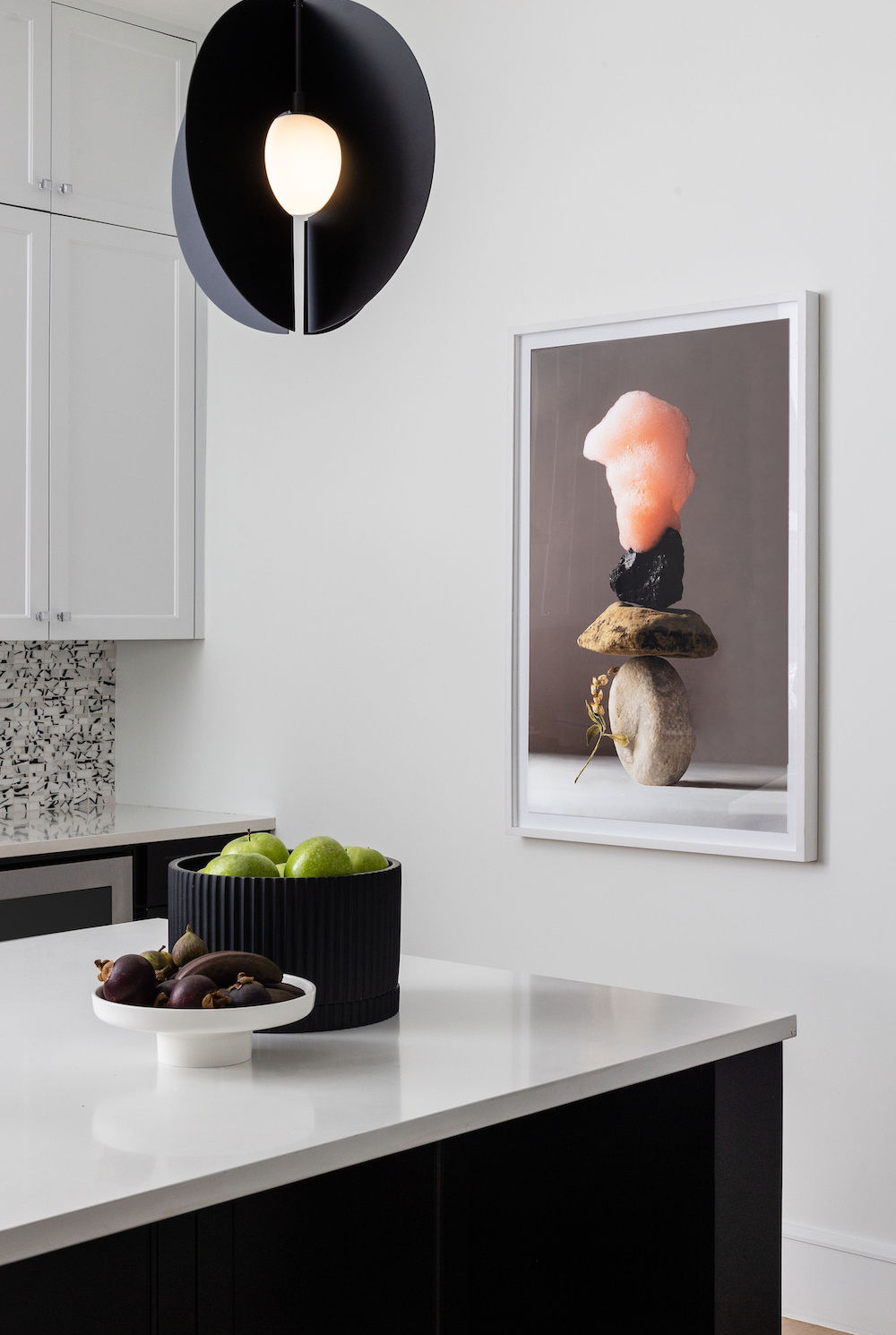 kitchen-island-framed-artwork-pears