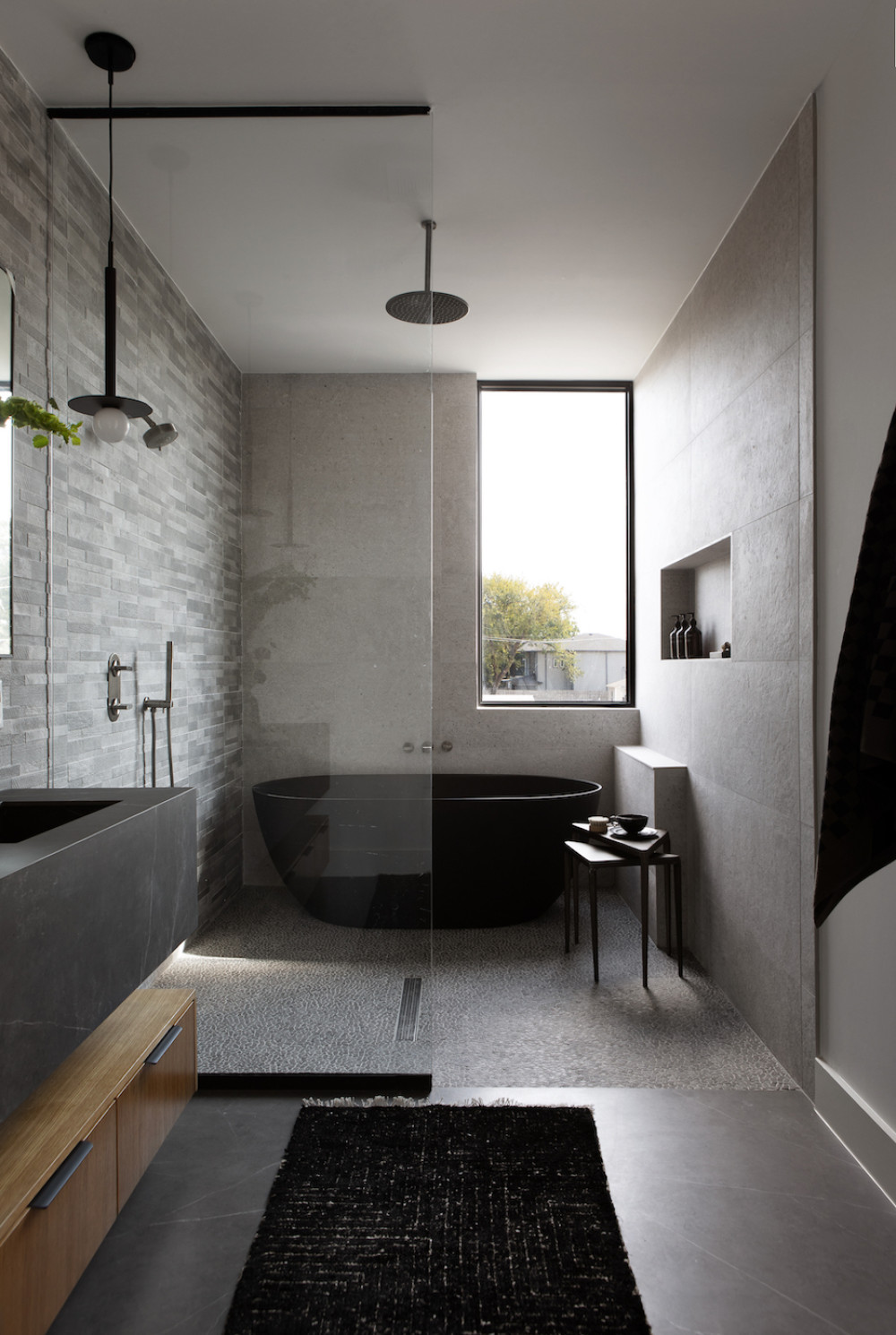 beyond-interior-design-black-bathroom-window-wooden-furniture